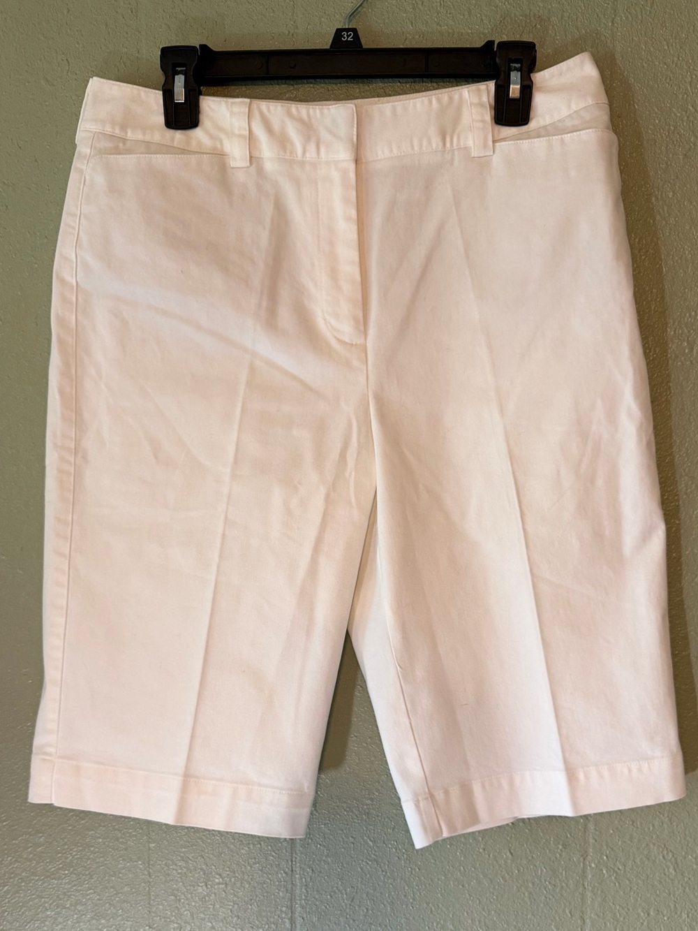 Talbots Perfectly Stretch White Bermuda Shorts- Hem Can be Rolled.
